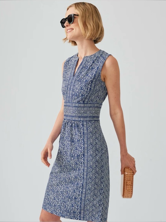 J. McLaughlin Dresses & Skirts - J. McLaughlin Lola Dress Blue Tile Print Sleeveless Shift Dress Large